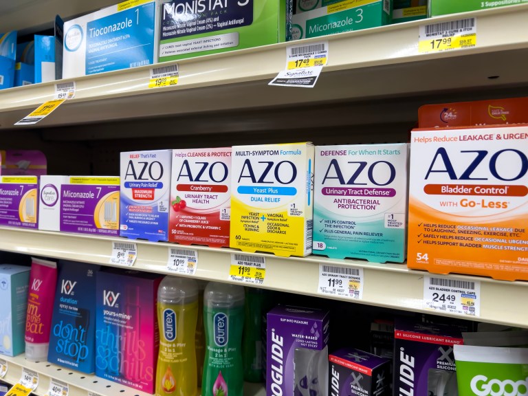 Is Azo Safe To Take For A UTI While Breastfeeding? - Lactation Mamas